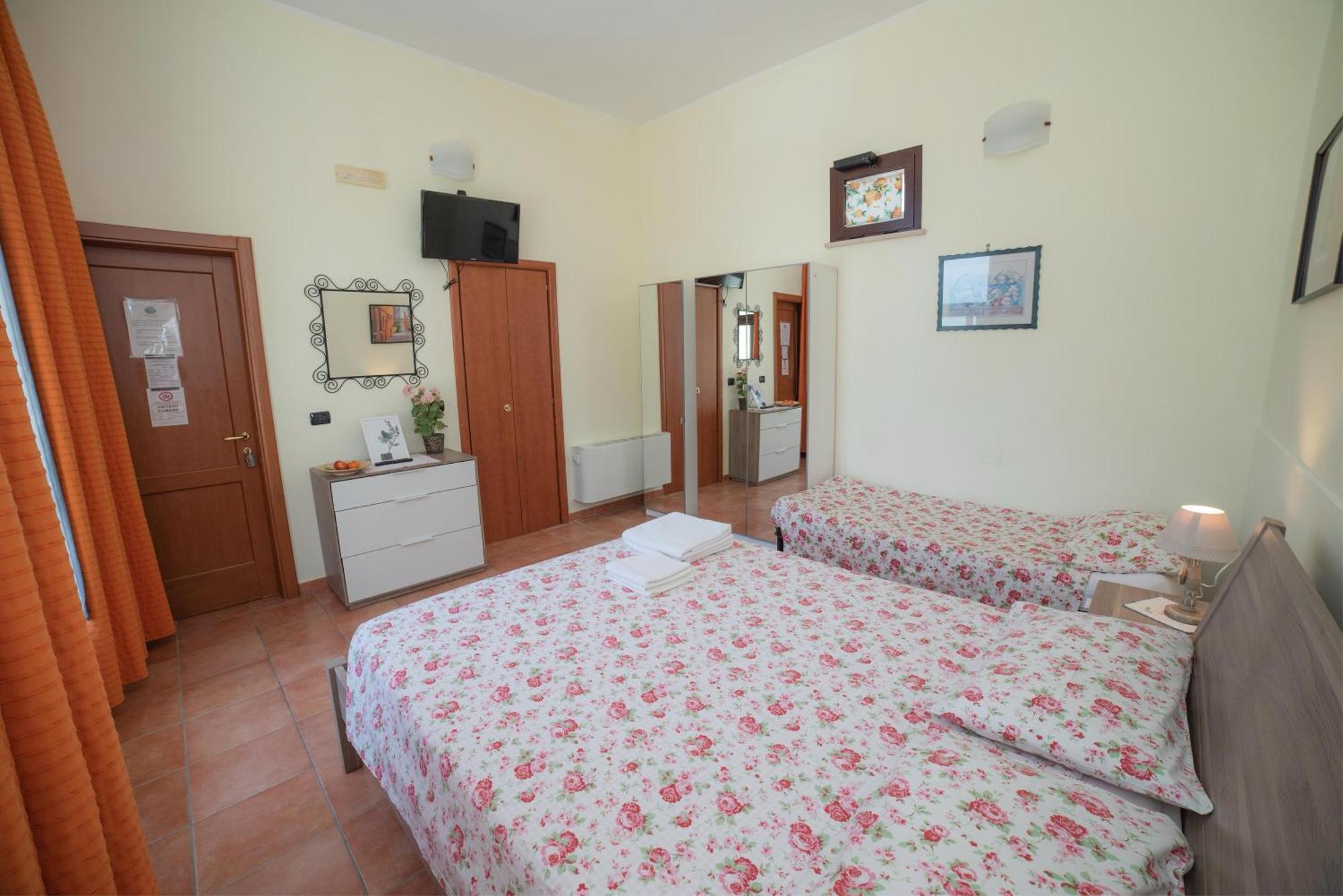 Agriturismo Fiori D'Arancio Palagiano Buitenkant foto